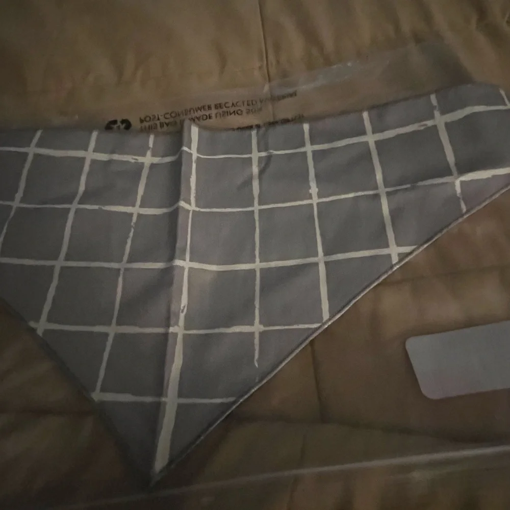 NIP! Thirty-One Gray and White Pet Bandana Size Small